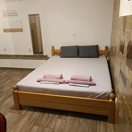 Rooms- Denis Split