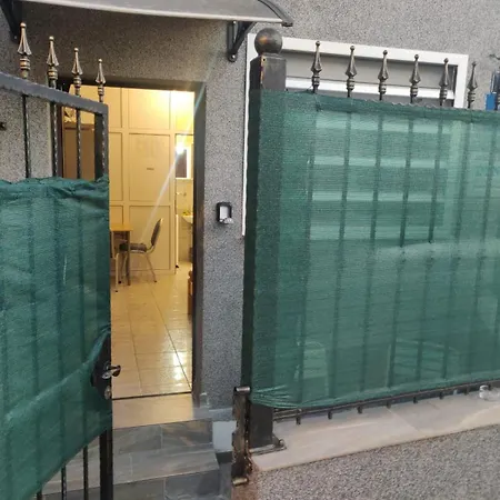 Rooms- Denis Guest house