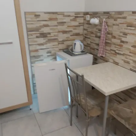 Rooms- Denis Πανσιόν